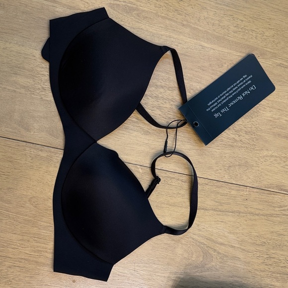 EBY - Pain Free T-Shirt Bra - Black - 32B - Picture 4 of 4